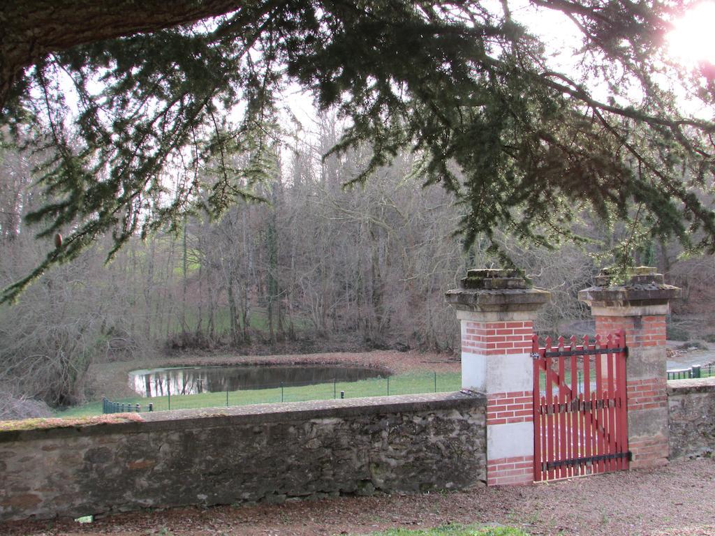 Chateau Lezat - Chambres D'Hotes La Souterraine Exteriér fotografie